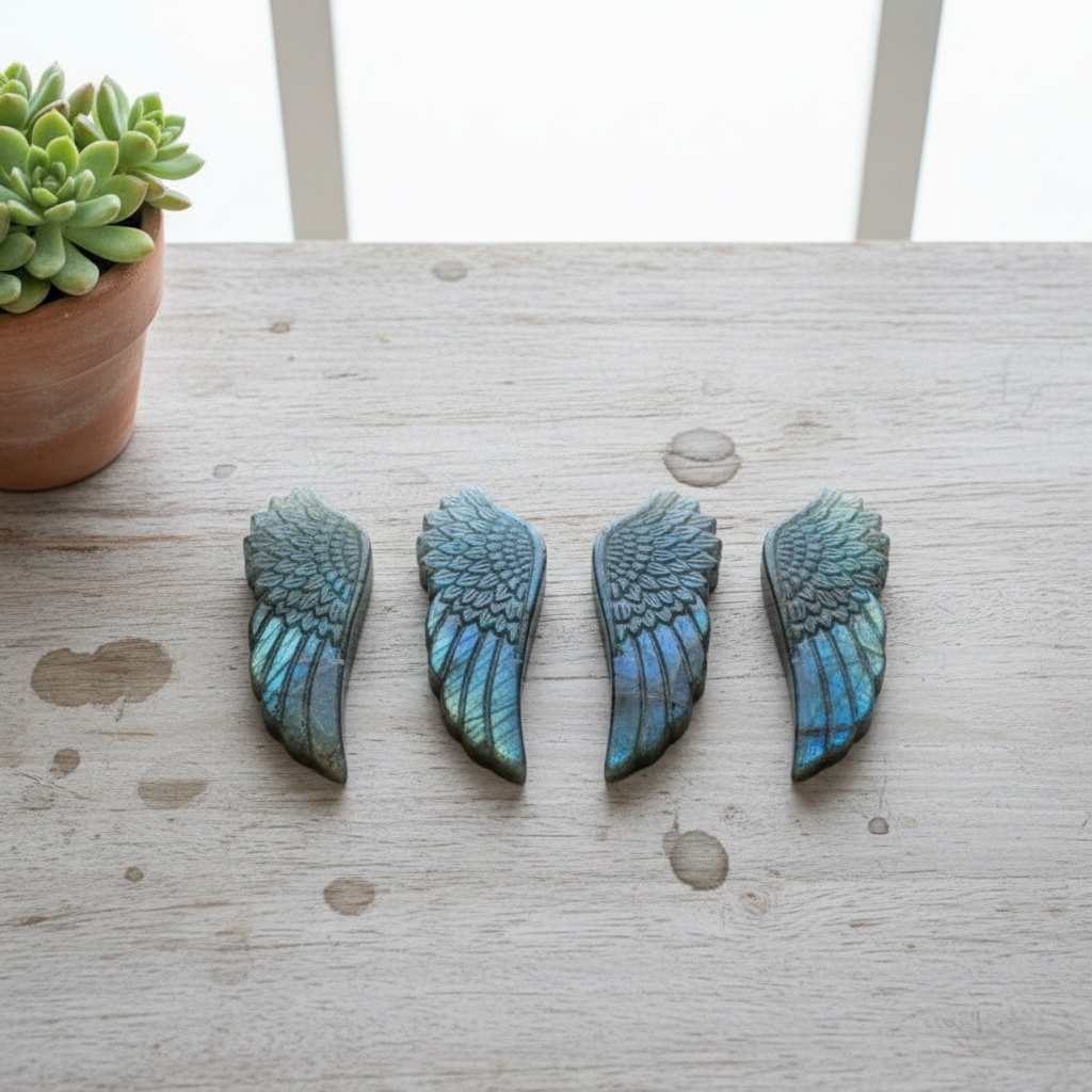 A labradorite wing carving, an - Office Furniture In China ulasan dan harga